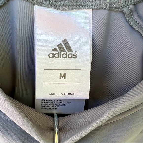 CLEARANCE ADIDAS RASHGUARD SWIM SET 2PC TOP AND CAPRIS SIZE MEDIUM EUC - Picture 6 of 8